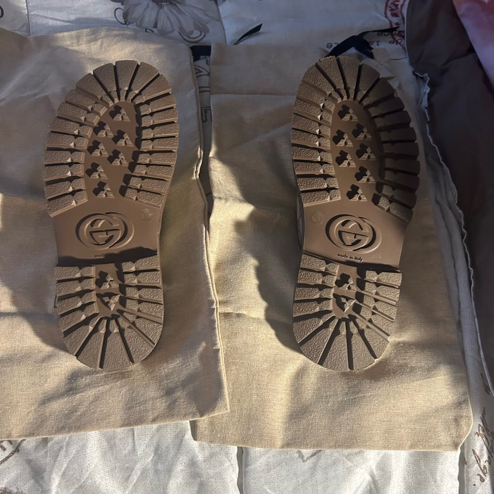 Men’s Gucci slides